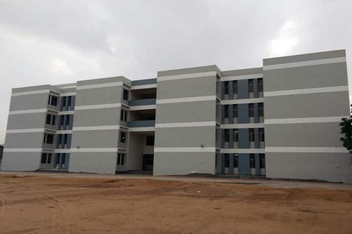 Shree Banaskantha Kadva Patidar Sanskar Mandal Arts and Commerce College campus in Palanpur, Gujarat, India — photo 1