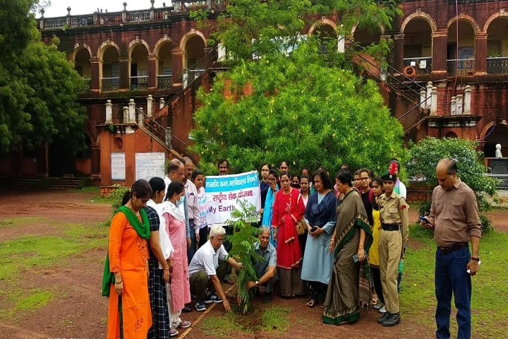 Sw Smt Indira Gandhi Government Girls College campus in Shivpuri, Madhya Pradesh, India — photo 4