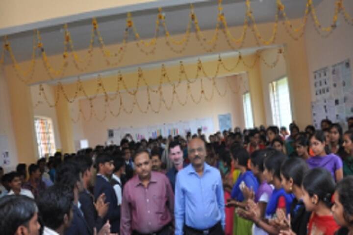 Smt GB Ankalkoti Government First Grade College campus in Shiggaon, Karnataka, India — photo 3