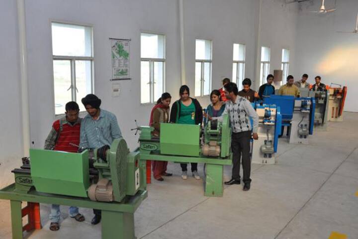Shree Ganesh Group of Institutions campus in Rakhra, Punjab, India — photo 6