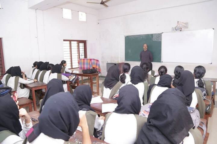 Dayapuram Arts and Science College for Women campus in Kozhikode, Kerala, India — photo 2