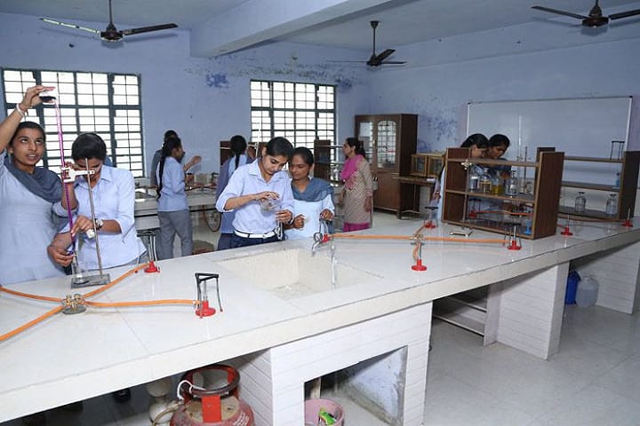 Guru Harkrishan Girls College campus in Sangrur, Punjab, India — photo 6