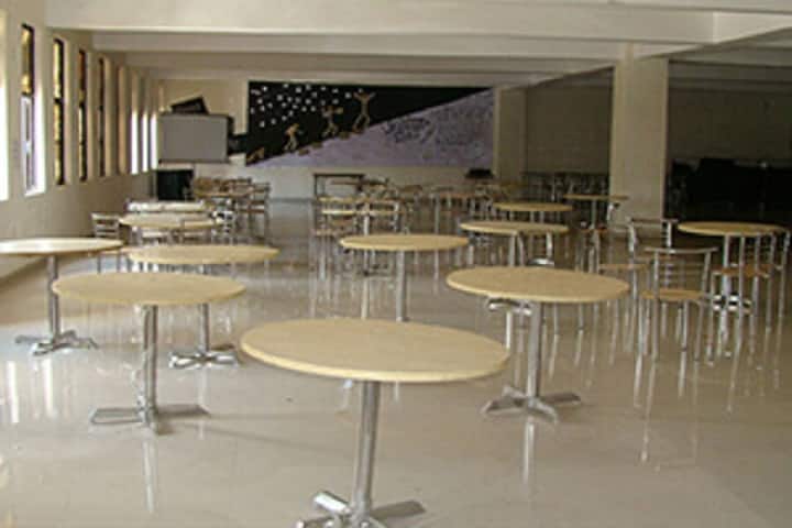 Lloyd Institute of Management and Technology campus in Greater Noida, Uttar Pradesh, India — photo 2
