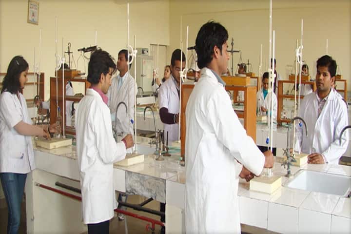 Lloyd Institute of Management and Technology campus in Greater Noida, Uttar Pradesh, India — photo 5