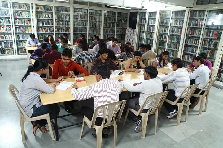 L J Institute of Management Studies campus in Ahmedabad, Gujarat, India — photo 3