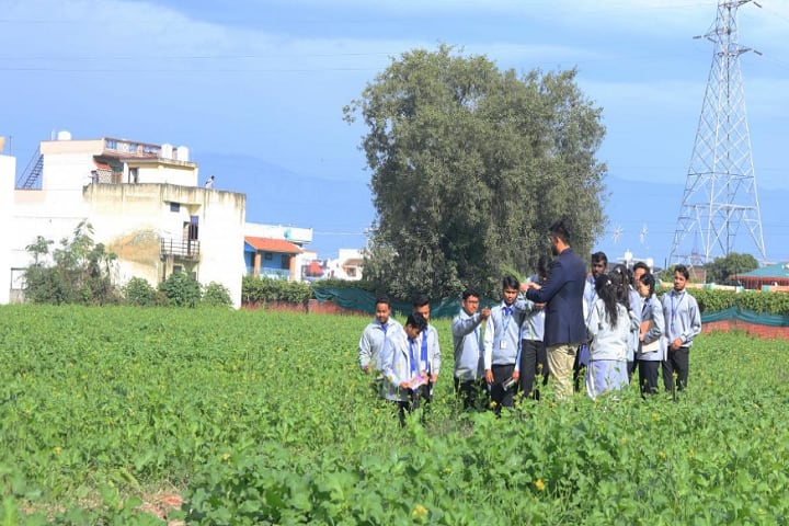 Uttaranchal College of Technology and Biomedical Science campus in Dehradun, Uttarakhand, India — photo 3