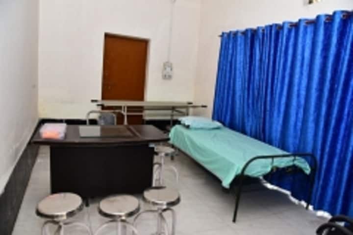 Moti Lal Rastogi School of Management campus in Lucknow, Uttar Pradesh, India — photo 4