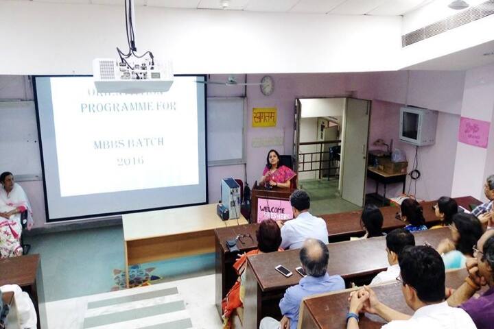 VMMC Safdarjung Hospital campus in New Delhi, Delhi, India — photo 4