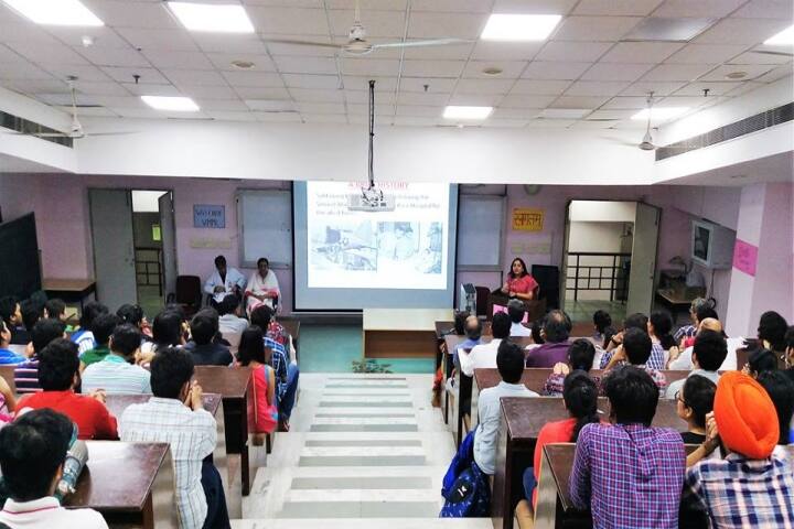 VMMC Safdarjung Hospital campus in New Delhi, Delhi, India — photo 5