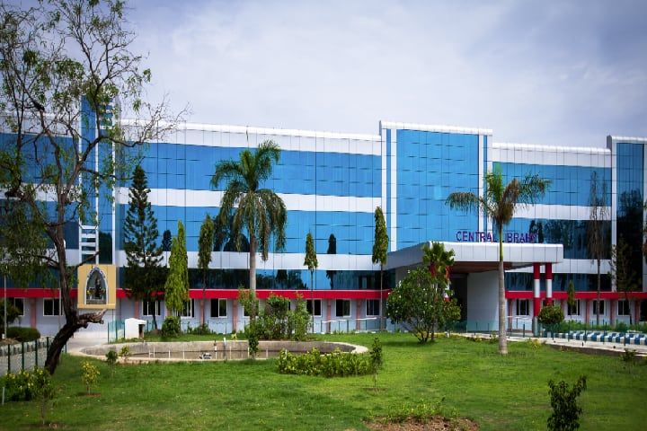 School of Law campus in Chennai, Tamil Nadu, India — photo 3
