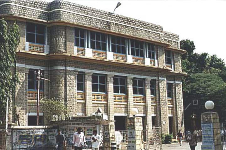 Guntur Medical College campus in Guntur, Andhra Pradesh, India — photo 3