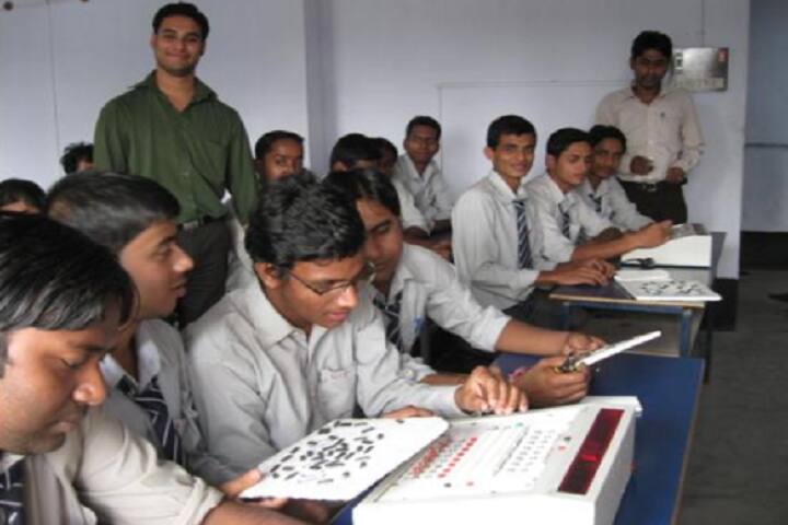 Raniganj Institute of Information Technology campus in Raniganj, West Bengal, India — photo 4