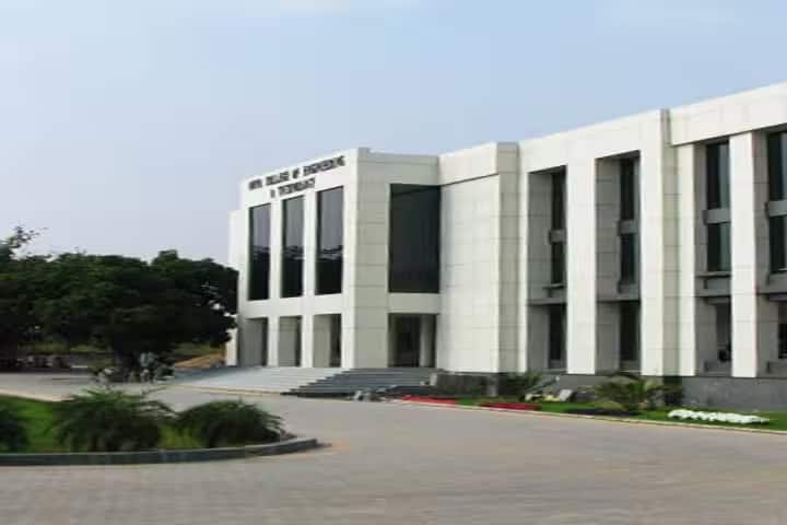 Swaminarayan Siddhanta Institute of Technology campus in Nagpur, Maharashtra, India — photo 1