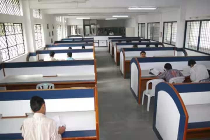 Late Shri Yashwantrao Chavan Memorial Medical and Rural Development Foundation's Dental College and Hospital campus in Ahmednagar, Maharashtra, India — photo 2