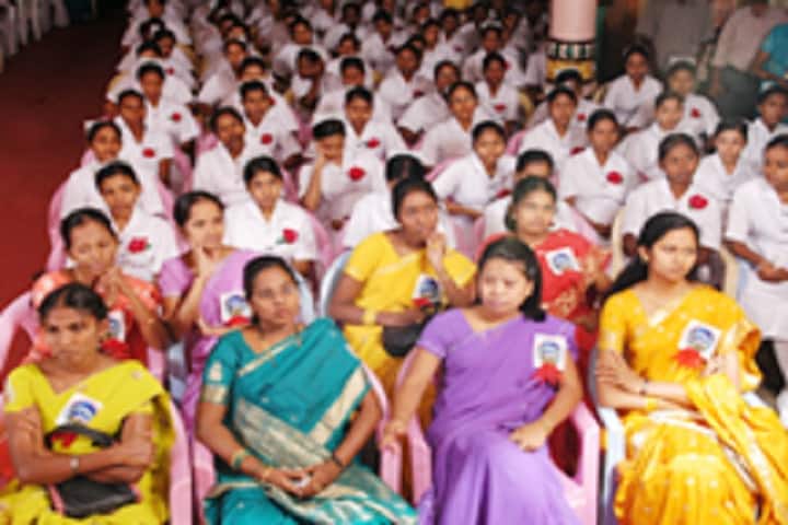 Sri Padmawathi School of Nursing campus in Guntakal, Andhra Pradesh, India — photo 3