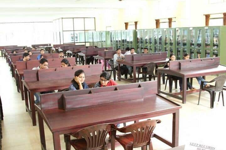 KMCT Dental College campus in Mukkam, Kerala, India — photo 6