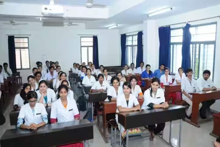 KLE Societys Institute of Dental Sciences campus in Bangalore, Karnataka, India — photo 4