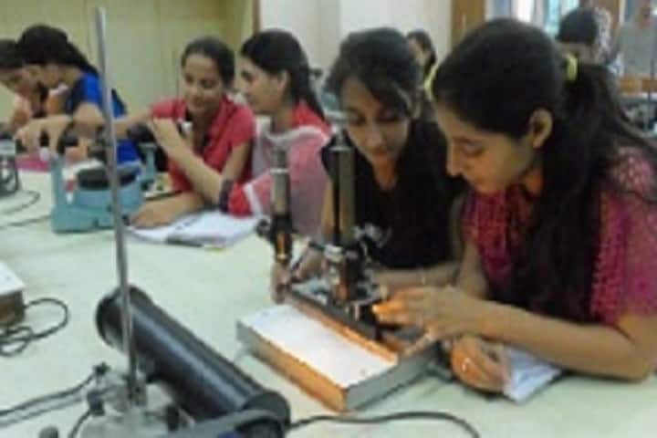 Commander Arjun Singh Bhadauria Mahila Mahavidyalaya campus in Etawah, Uttar Pradesh, India — photo 3