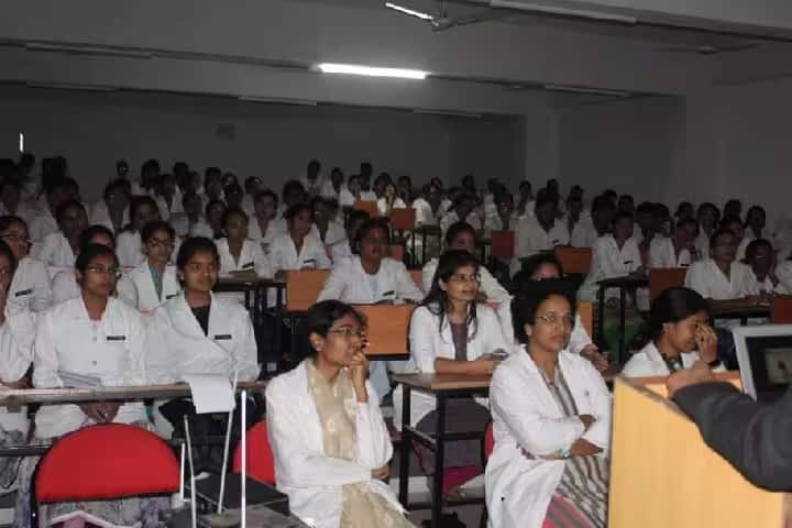 KIMS Dental College campus in Amalapuram, Andhra Pradesh, India — photo 2