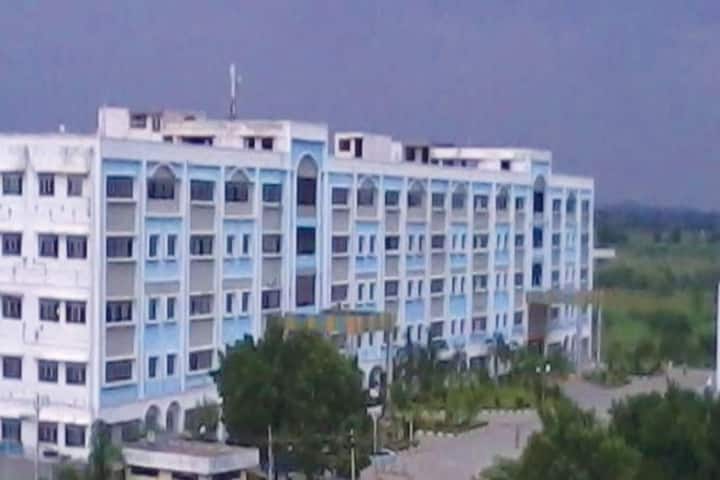 Karpaga Vinayaga Institute of Dental Sciences campus in Kanchipuram, Tamil Nadu, India — photo 1