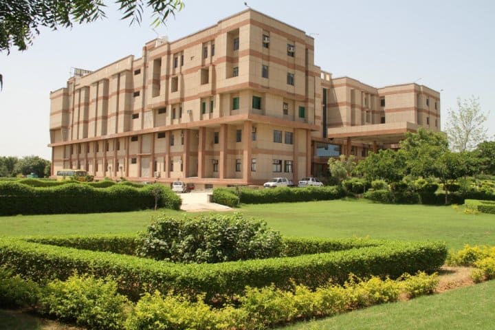 Vivekananda Institute of Technology East campus in Jaipur, Rajasthan, India — photo 2