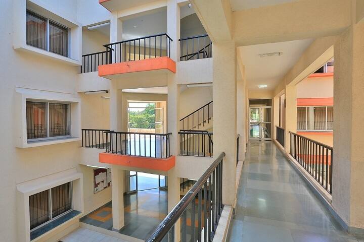 SMR East Coast College of Engineering and Technology campus in Thanjavur, Tamil Nadu, India — photo 3