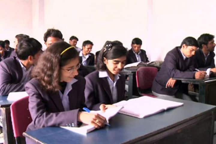 Vedant Institute of Management and Technology campus in Ghaziabad, Uttar Pradesh, India — photo 2