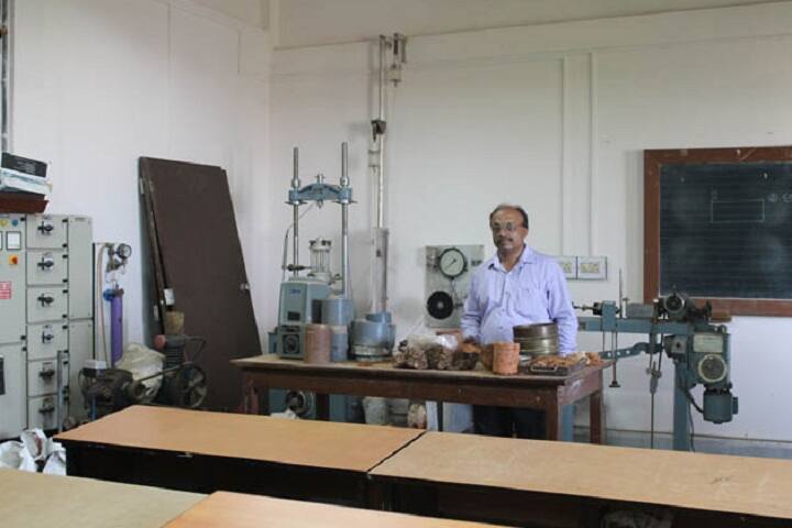 Government Polytechnic campus in Panjim, Goa, India — photo 3