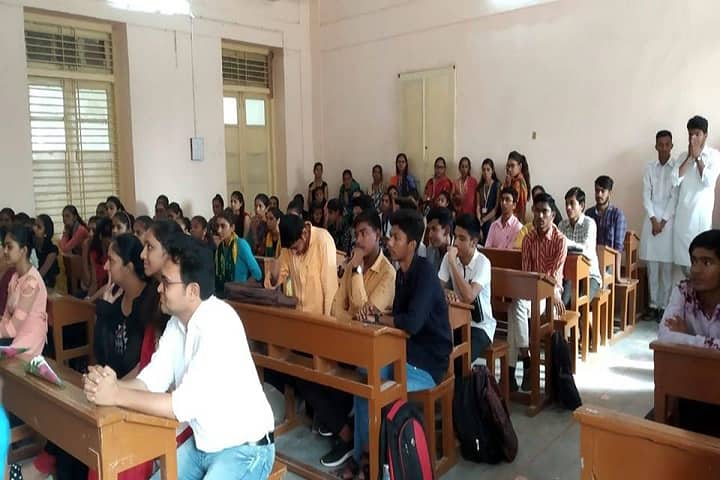 Shree MP Shah Arts and Science College campus in Surendranagar, Gujarat, India — photo 3