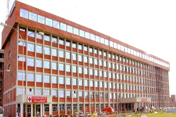College of Paramedical Sciences campus in Bathinda, Punjab, India — photo 1