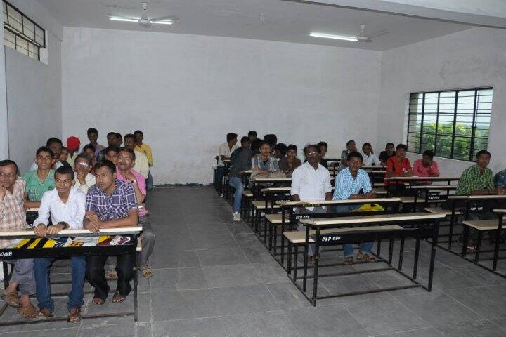 Oxford Polytechnic campus in Dharwad, Karnataka, India — photo 2