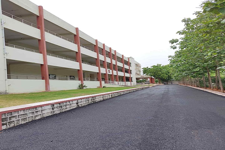 Keshav Memorial Engineering College campus in Hyderabad, Telangana, India — photo 1