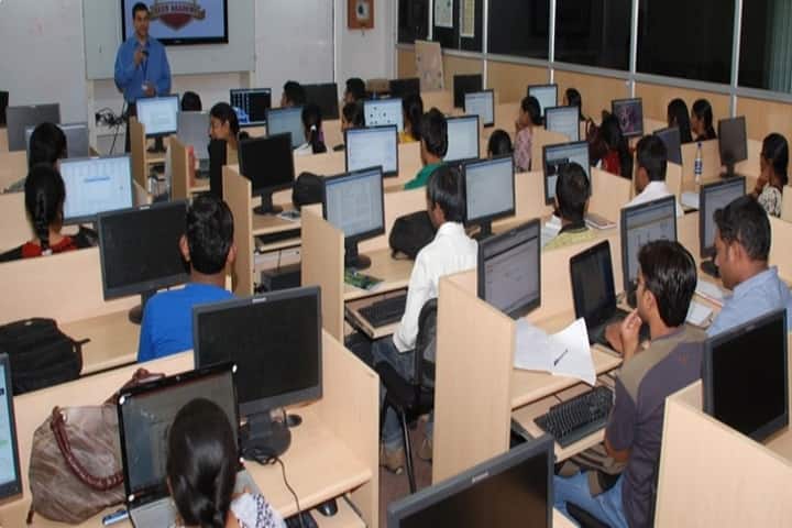 Vasundara Women's Degree College and Vasundara Junior College For Girls campus in Hyderabad, Telangana, India — photo 5