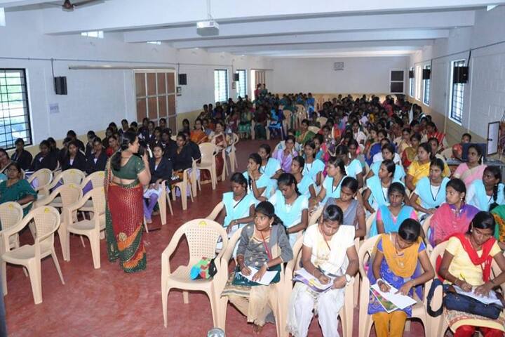 Sri Sarada College for Women campus in Tirunelveli, Tamil Nadu, India — photo 3
