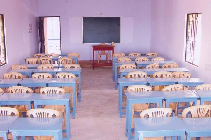 Sri Sarada College for Women campus in Tirunelveli, Tamil Nadu, India — photo 5