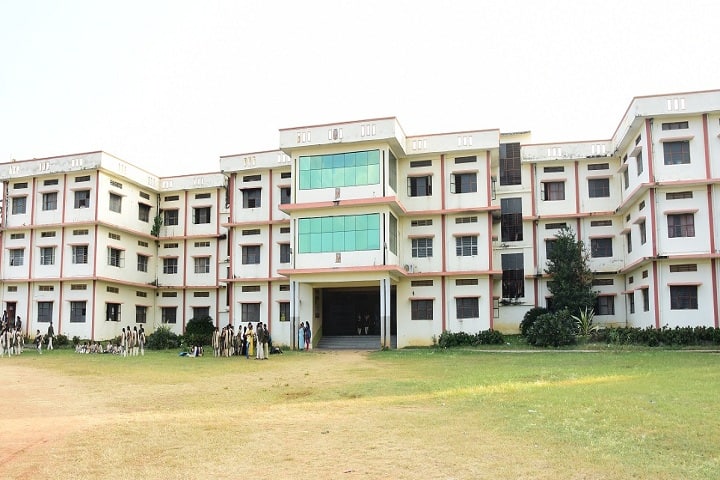 Sreekavitha Engineering College campus in Khammam, Telangana, India — photo 2
