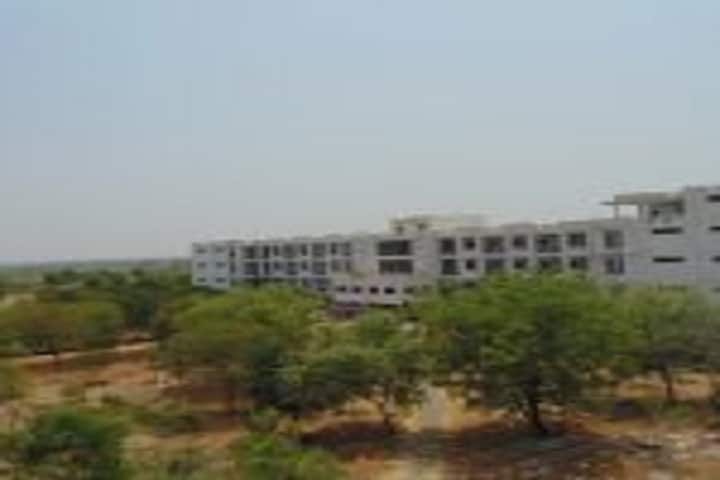 Shri Sai Institute of Engineering and Technology campus in Lolur, Andhra Pradesh, India — photo 1