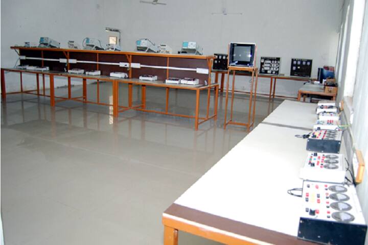 Shri Ummed Singh Bhati College of Engineering and Management campus in Mount Abu, Rajasthan, India — photo 6