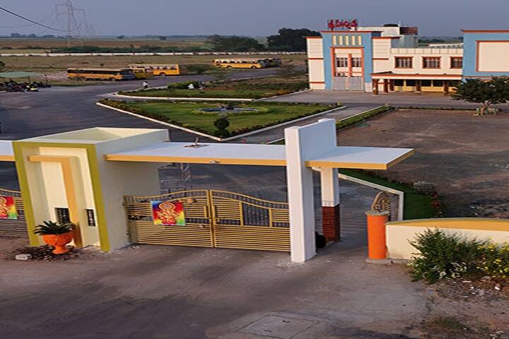 Sri Harshini College of Engineering and Technology for Women campus in Ongole, Andhra Pradesh, India — photo 3