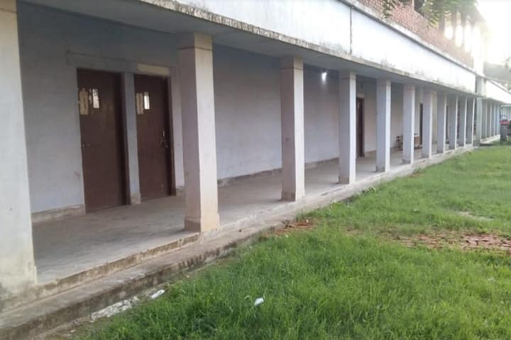 Shiv Murat Singh Mahavidyalaya campus in Amethi, Uttar Pradesh, India — photo 2