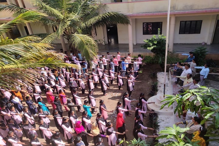 Sri Mariyappa Balappa Kalakonnavar Government First Grade College campus in Naregal, Karnataka, India — photo 4