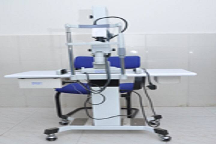 Smt B K Shah Medical Institute and Research Center campus in Vadodara, Gujarat, India — photo 5