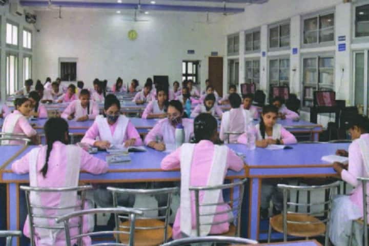 Dharma Samaj College campus in Aligarh, Uttar Pradesh, India — photo 3