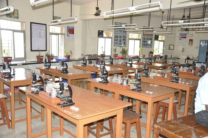 Sonopant Dandekar Arts VS Apte Commerce and MH Mehta Science College campus in Palghar, Maharashtra, India — photo 4