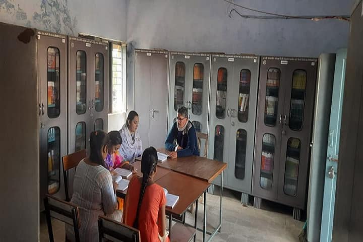 Vishnu Rajoriya Arts and Commerce College campus in Khirkiya, Madhya Pradesh, India — photo 3