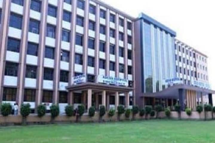 Adesh Institute of Pharmacy and Biomedical Sciences, Bathinda campus in Bathinda, Punjab, India