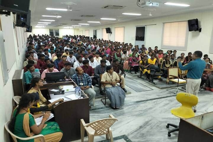 Muthayammal College of Arts and Science campus in Rasipuram, Tamil Nadu, India — photo 6