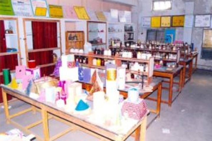 Smt Addepalli Mahalakshmi Devi College of Education for Women campus in Rajahmundry, Andhra Pradesh, India — photo 2