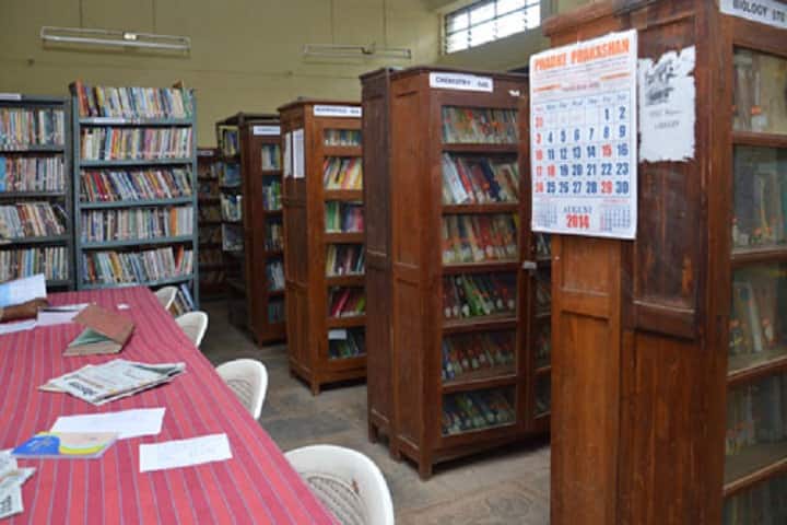 Balwant College campus in Vita, Maharashtra, India — photo 5