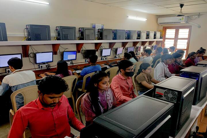 ML Parmar College of Computer Science and IT campus in Surat, Gujarat, India — photo 6